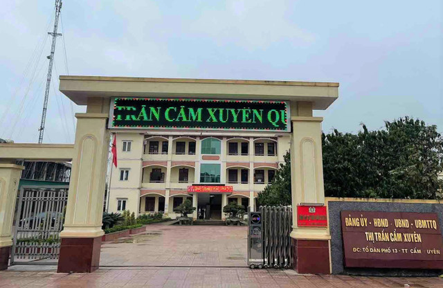 Chủ tịch UBND thị trấn bị chuyển việc vì vi phạm đạo đức lối sống Chu tich UBND thi tran bi chuyen viec vi vi pham dao duc loi song