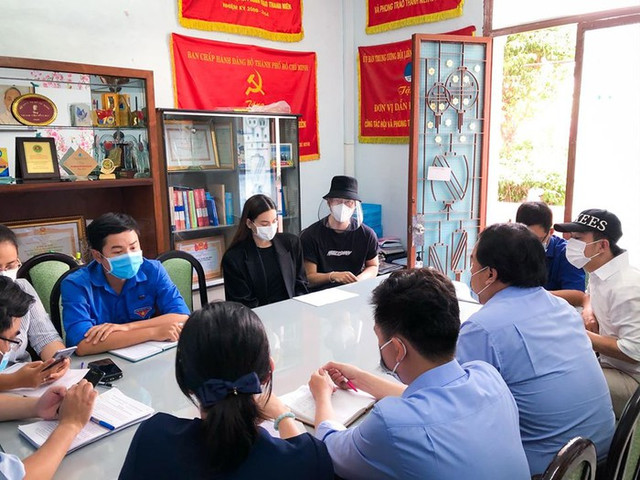 Hồ Ngọc Hà tặng thiết bị lắp 2 phòng cách ly áp lực âm điều trị Covid-19 - Hình 2 Ho Ngoc Ha tang thiet bi lap 2 phong cach ly ap luc am dieu tri Covid-19-Hinh-2