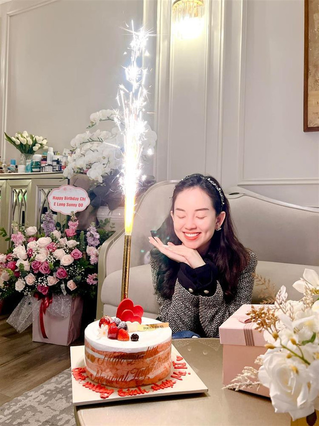 Loạt hot mom đông con vẫn khiến trai tân chảy nước miếng - Hình 11 Loat hot mom dong con van khien trai tan chay nuoc mieng-Hinh-11