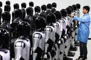 Tesla còn loay hoay, Trung Quốc tăng tốc đua robot 9.000 tỷ USD