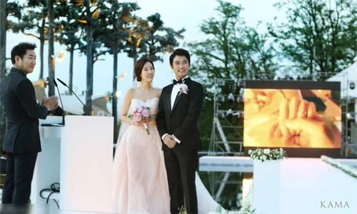 Những khoảnh khắc đẹp nhất trong đám cưới Ahn Jae Wook