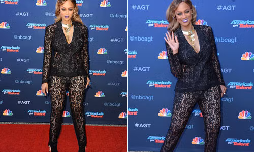 Siêu mẫu Tyra Banks mặc quần ren xuyên thấu, lộ chân xấu