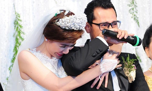 Huỳnh Đông khóc nức nở trong ngày cưới Ái Châu