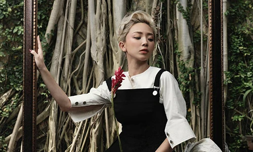 Lý do người ta gọi Tóc Tiên là mỹ nữ vạn kiểu tóc