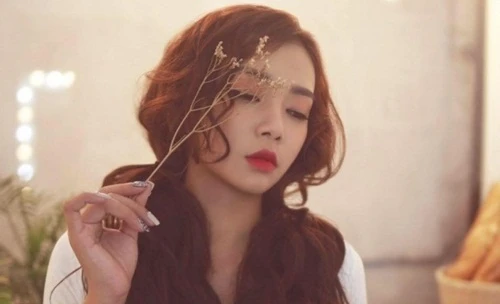 Ngắm dung nhan xinh đẹp bạn gái tin đồn của Phan Thành