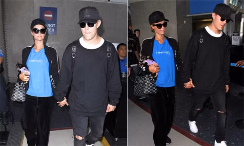 Paris Hilton dính chặt tình trẻ không rời