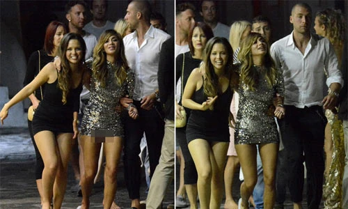 Cựu giám khảo The X Factor say rượu tốc cả váy