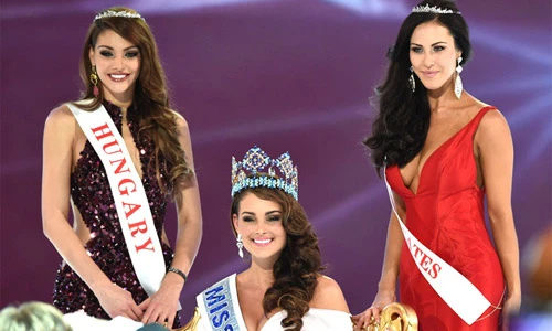 Khoảnh khắc lên ngôi của tân Hoa hậu Thế giới 2014