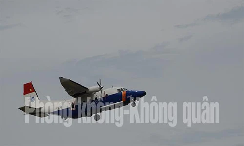 Mục kích máy bay Casa-212 Việt Nam trở lại bầu trời