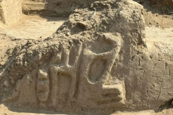 Bí ẩn ngôi đền cổ bị chôn vùi trong cát ở Peru