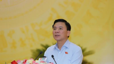 Tạm hoãn xuất cảnh đối với cựu Bí thư tỉnh Thanh Hoá Đỗ Trọng Hưng