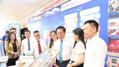 Hội Báo toàn quốc 2025: Trung thành, Sáng tạo, Bản lĩnh