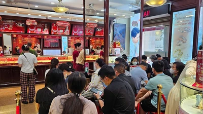 Mất niềm tin vào vàng Bảo Tín Minh Châu