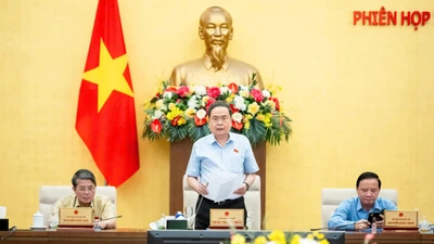 Bế mạc Phiên họp thứ 48 của Ủy ban Thường vụ Quốc hội
