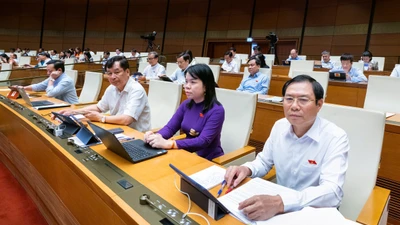 Quốc hội gấp rút thông qua Nghị quyết cơ chế kinh tế tư nhân