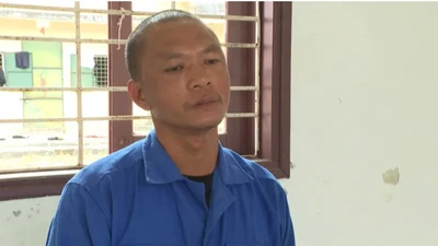 Khởi tố đối tượng làm gãy Ngai vua triều Nguyễn