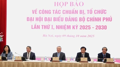 453 đại biểu tham dự Đại hội Đại biểu Đảng bộ Chính phủ lần thứ 1