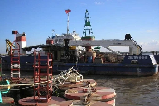 Không đối thủ, công ty Đường thủy Nội địa số 11 ôm loạt thầu từ Bắc chí Nam