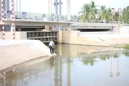 Ba nhà thầu cạnh tranh tại gói thầu cống Giồng Trôm, ưu thế nghiêng về giá