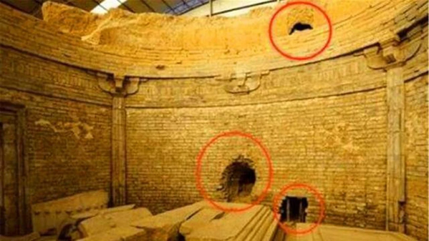 Mở lăng mộ nguy hiểm nhất TQ, chuyên gia tái dại khi thấy cảnh này