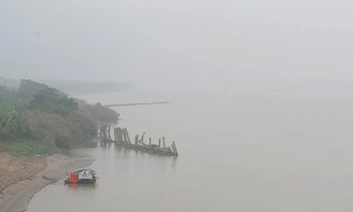 Ngắm Hà Nội đẹp huyền ảo trong làn sương sớm