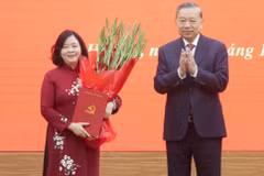 Bà Bùi Thị Minh Hoài làm Bí thư Đảng ủy MTTQ, các đoàn thể Trung ương