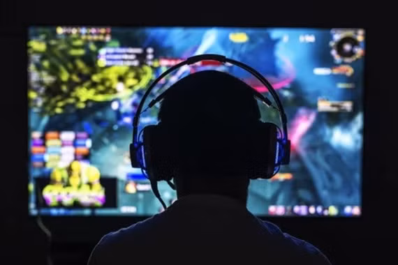 Cảnh báo hiểm họa từ mua bán, giao dịch tài khoản và vật phẩm game trên mạng