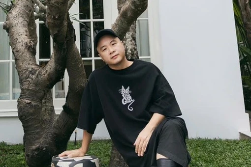 Nhà thiết kế Đỗ Mạnh Cường phản ứng ra sao khi bị antian cho là ‘hết thời’?