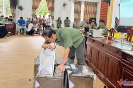 Ai trúng đấu trúng 15 lô đất ven đại lộ Vinh - Cửa Lò?