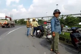 Xác minh người đe dọa thanh niên quay clip CSGT ở khúc cua