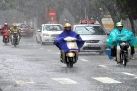 Dự báo thời tiết 13/6: Miền Bắc nóng 37 độ, tối chuyển mưa rào