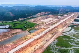 Vì sao giá đất nền tăng phi mã từ Bắc vào Nam?