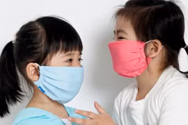 Nguyên tắc giữ sức khỏe khi lễ hội đông người