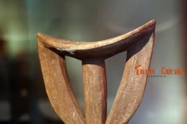 Bộ sưu tập gối đầu "nhiệm màu" của thổ dân châu Phi 