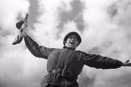 Những bức ảnh của phóng viên chiến trường huyền thoại Liên Xô