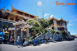 Những dinh thờ gắn với truyền thuyết kỳ bí nổi tiếng Việt Nam