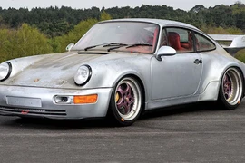 Porsche 911 "bỏ xó" hơn 20 năm có giá 22,7 tỷ đồng
