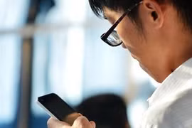 Chuyện lạ hôm nay: Tải app về chơi, người đàn ông... mất luôn cả vợ 