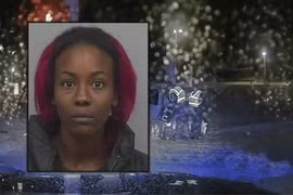 Chuyện lạ hôm nay: Ghê sợ người mẹ đem tính mạng con ra đùa giỡn