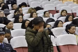 Vợ hạ độc vào bia của chồng, không bị ghét mà còn thương cảm