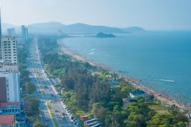 Nghệ An: Biển Cửa Lò hút khách dịp lễ