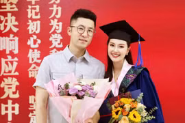 Danh tính cô dâu Việt lấy chồng Trung Quốc đẹp chuẩn minh tinh