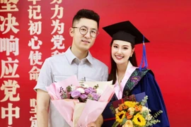 Danh tính cô dâu Việt lấy chồng Trung Quốc đẹp chuẩn minh tinh