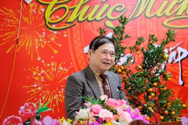 Chủ tịch VUSTA Phan Xuân Dũng chúc mừng ngày Thầy thuốc Việt Nam