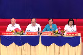 Toàn cảnh Bí thư TP HCM gặp người dân Thủ Thiêm như đã hứa