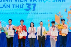 Bất ngờ cách học của “chàng trai vàng” Olympic Toán sinh viên 2025 