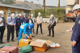 Hà Nội: Tổ chức tiêu hủy 15 tấn hàng lậu trị giá 8,4 tỷ đồng