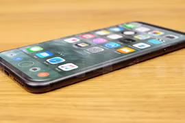 Điểm danh loạt martphone viền cong, siêu nóng sắp ra mắt