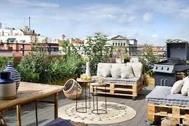 Những mẫu thiết kế vườn trên sân thượng đẹp "quên sầu"