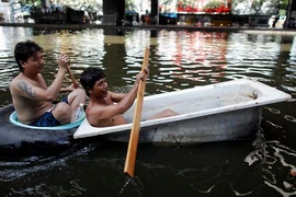 Những khoảnh khắc hài hước độc nhất vô nhị trong ngày mưa 